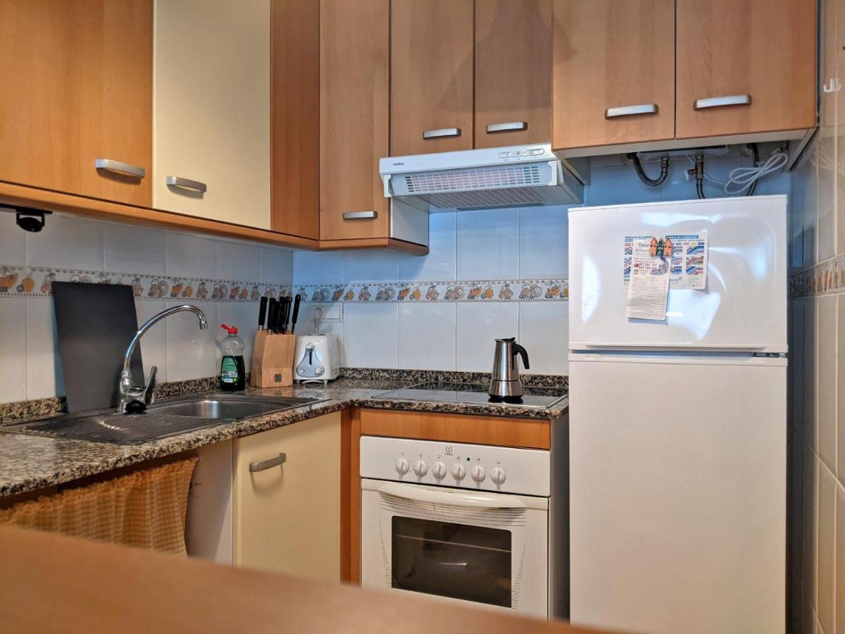 Apartamento Piscina Vilafortuny Apartment กัมบริลส์ ภายนอก รูปภาพ