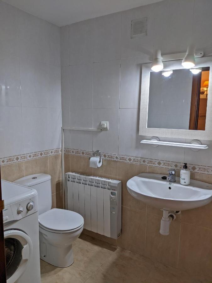 Apartamento Piscina Vilafortuny Apartment กัมบริลส์ ภายนอก รูปภาพ